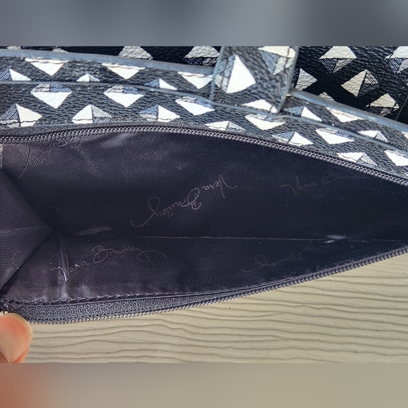 Vera Bradley Travel Organizer Wallet - Picture 6 of 8